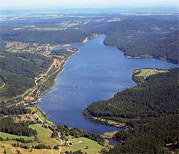 Der größte See im Schwarzwald, der Schluchsee.